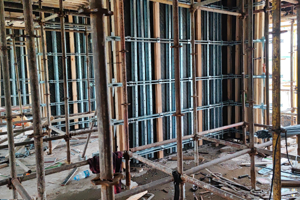 木模钢支撑方案