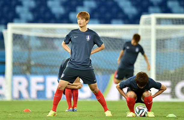 现阶段，我国的主要会计准则有()。A.《企业会计准则--基本准则》B.《企